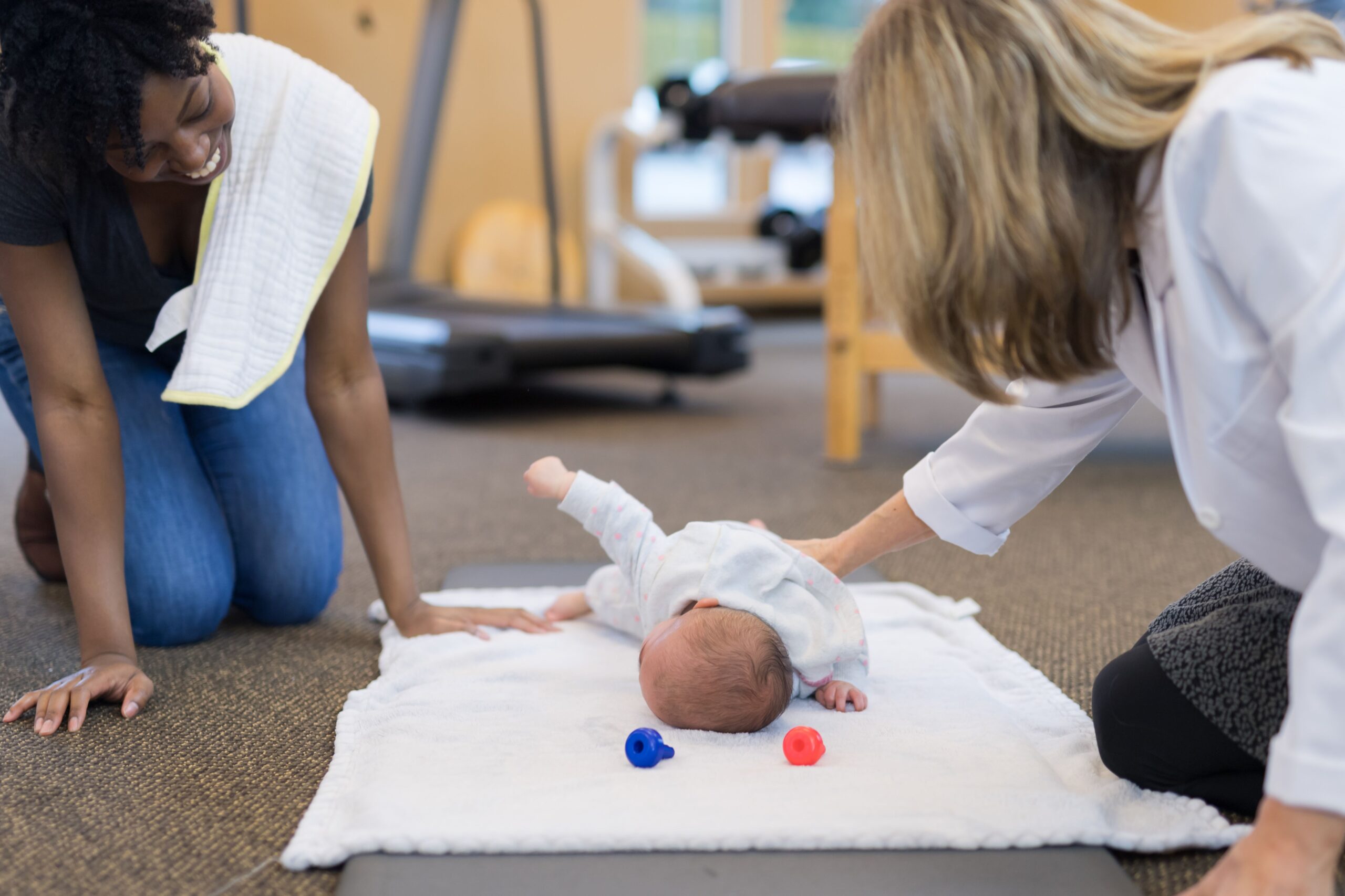 Read more about the article Baby Development and Baby Gymnastics: Building Strength and Coordination
